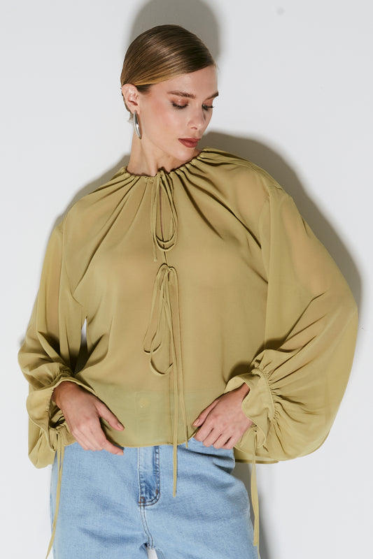 BLUSA MANGA LONGA FLUIDA COM AMARRACAO PUNHOS E PESCOCO VERDE LEMON