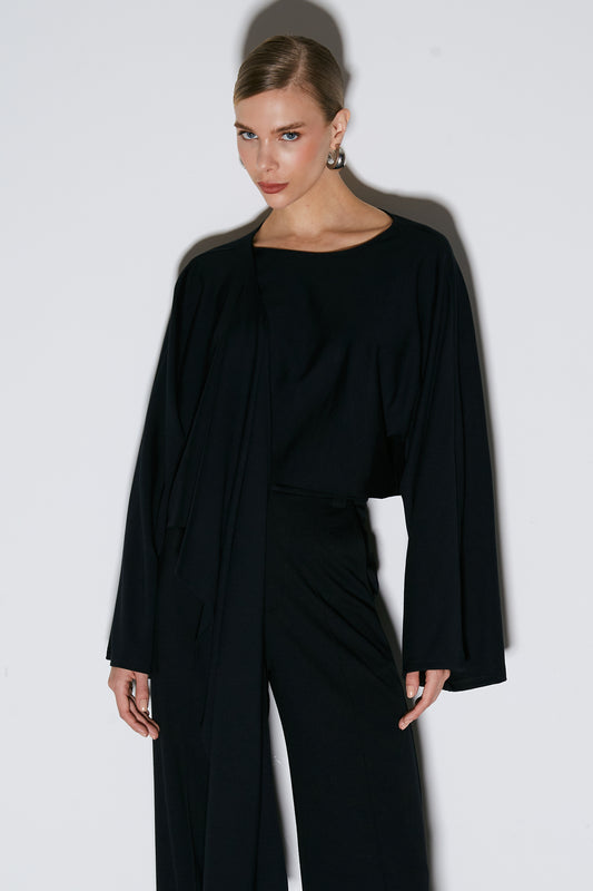 BLUSA MANGA LONGA PONCHO ASSIMETRICO PRETO