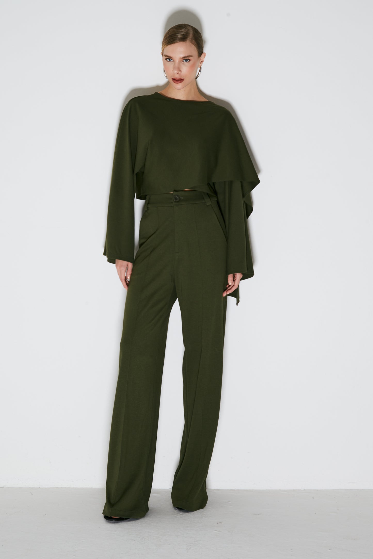 BLUSA MANGA LONGA PONCHO ASSIMETRICO VERDE MILITAR