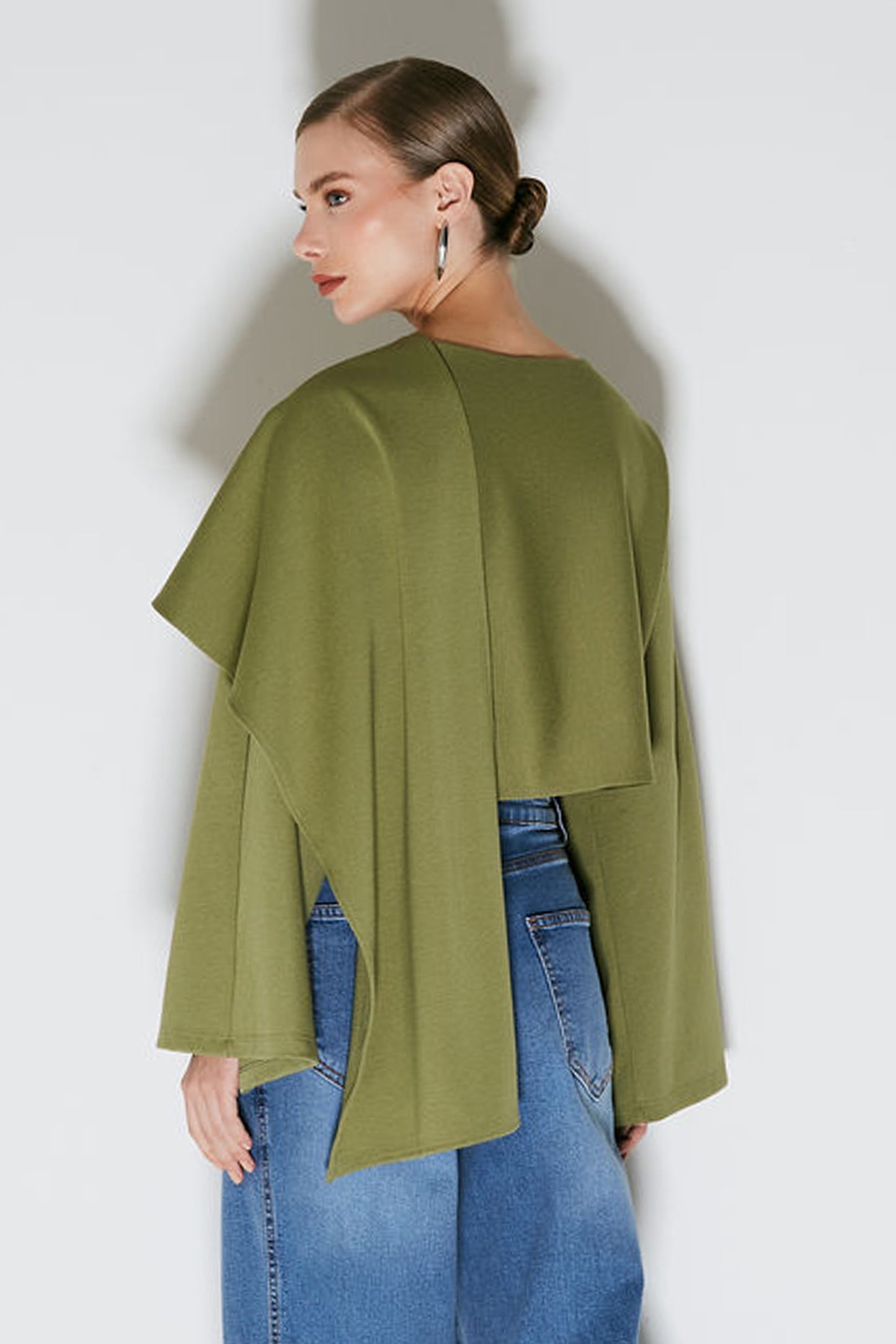 BLUSA MANGA LONGA PONCHO ASSIMETRICO VERDE MOSS