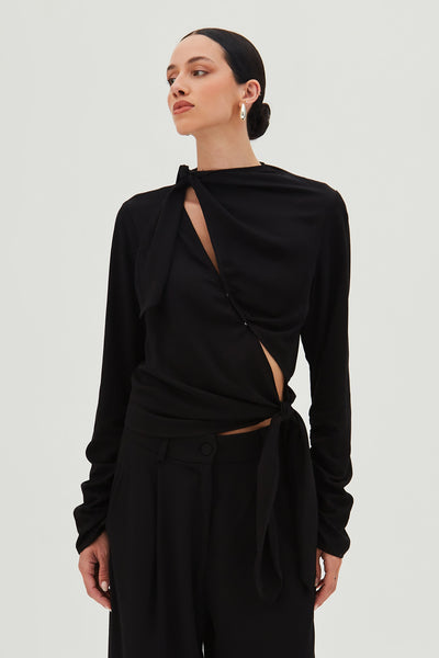 BLUSA MANGA LONGA COM AMARRACAO PESCOCO E LATERALx PRETO
