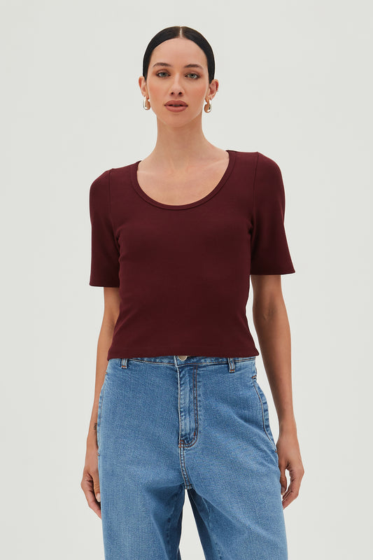 BLUSA MANGA CURTA COM DECOTE U VINHO