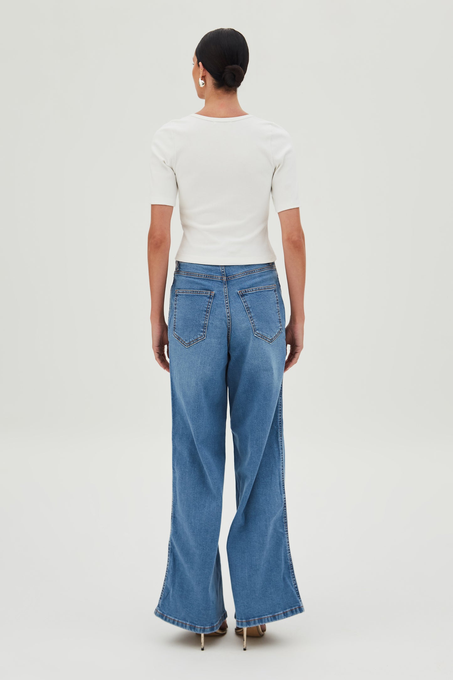 BLUSA MANGA CURTA COM DECOTE U OFF WHITE
