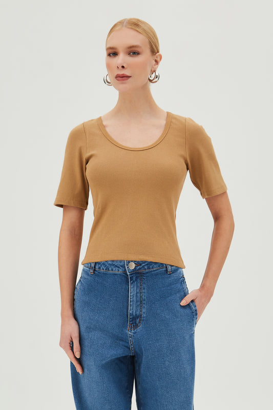 BLUSA MANGA CURTA COM DECOTE U KAKI