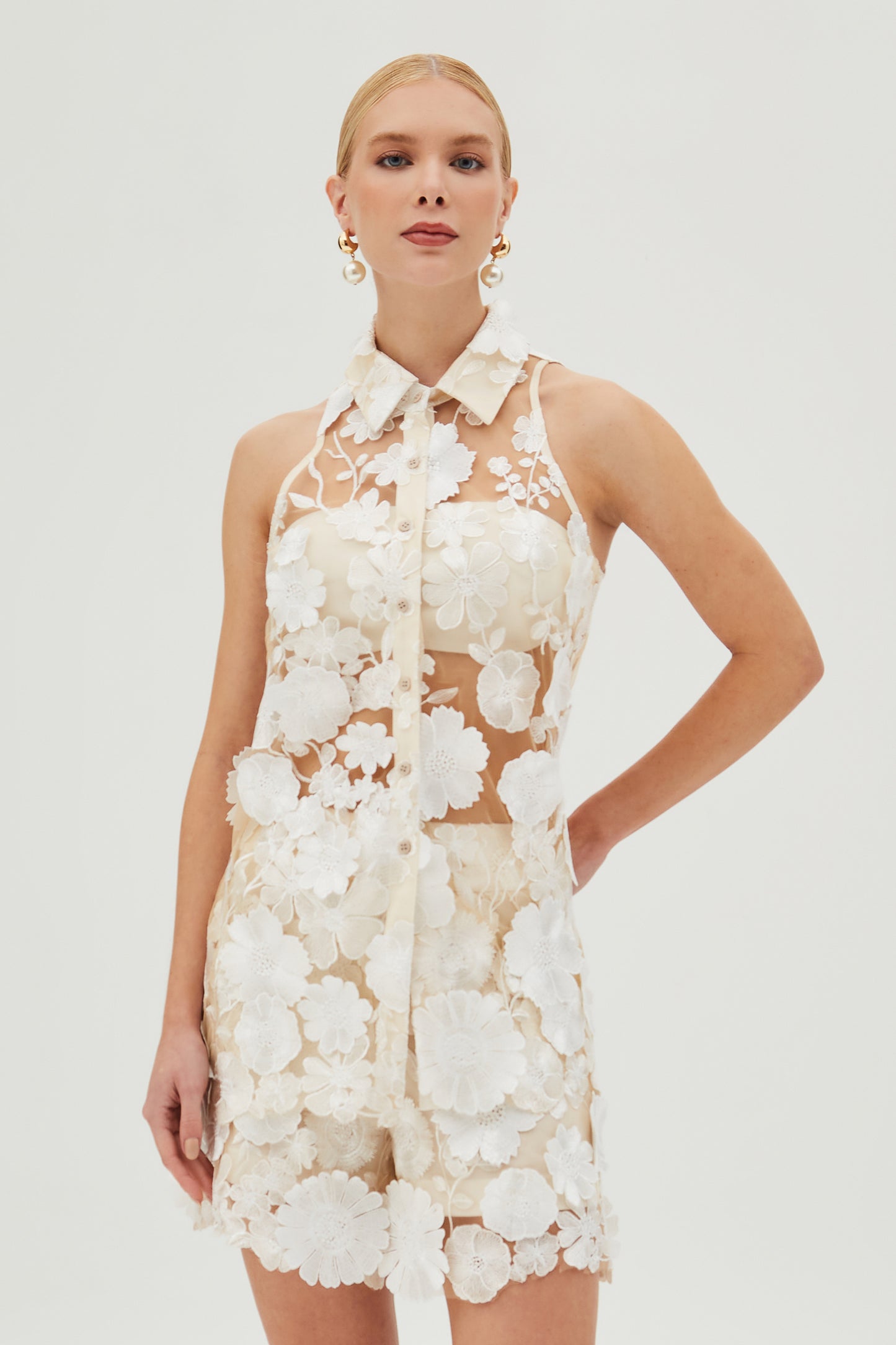 CAMISA EM TULE BORDADO BRANCO