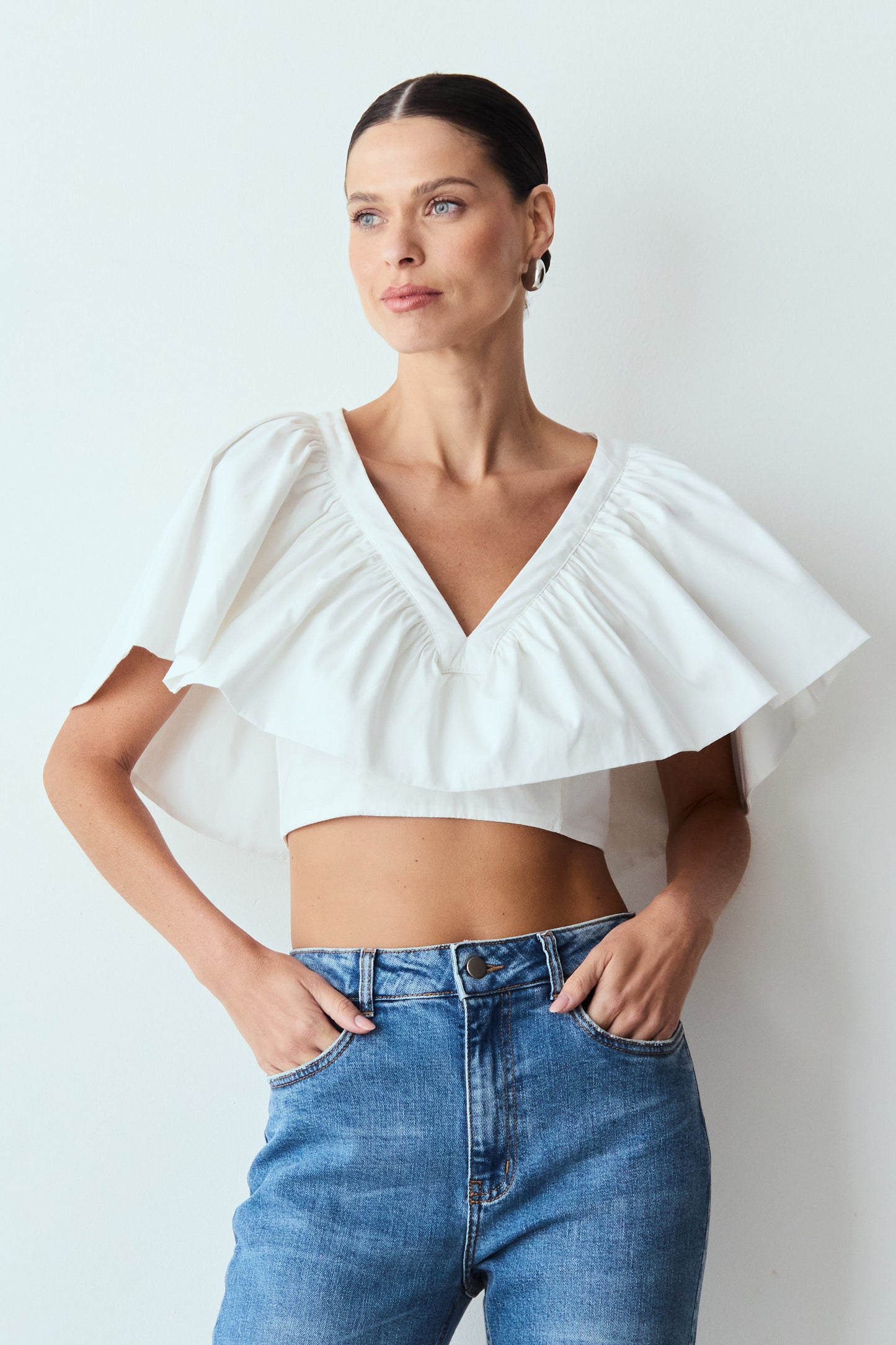 BLUSA MANGA CURTA COM SOBREPOSICAO E EFEITO BUFANTE OFF WHITE