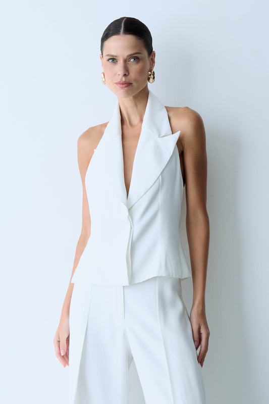 BLUSA FRENTE UNICA COLETE COM GOLA LAPELA OFF WHITE