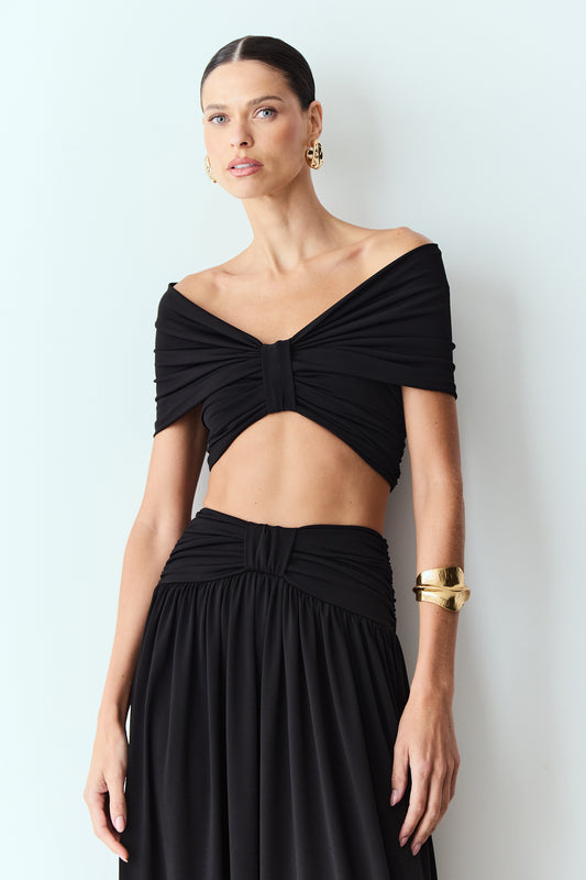 CROPPED OMBRO A OMBRO DETALHE MEIO COM SOBREPOSICAO PRETO