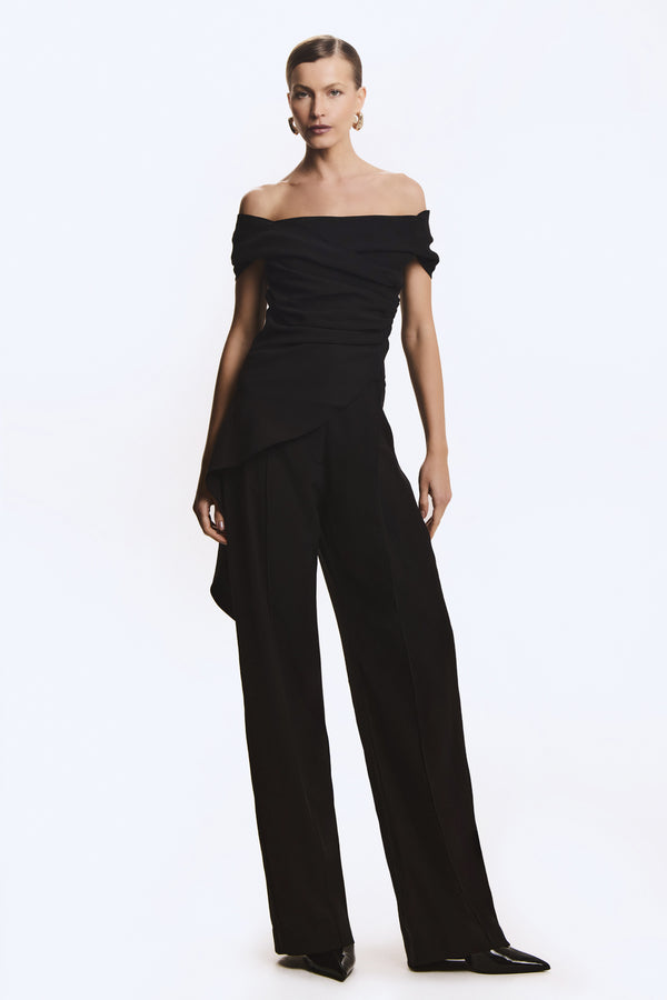 CALCA PANTALONA FLUIDA COM DUAS PREGAS FRENTE PRETO