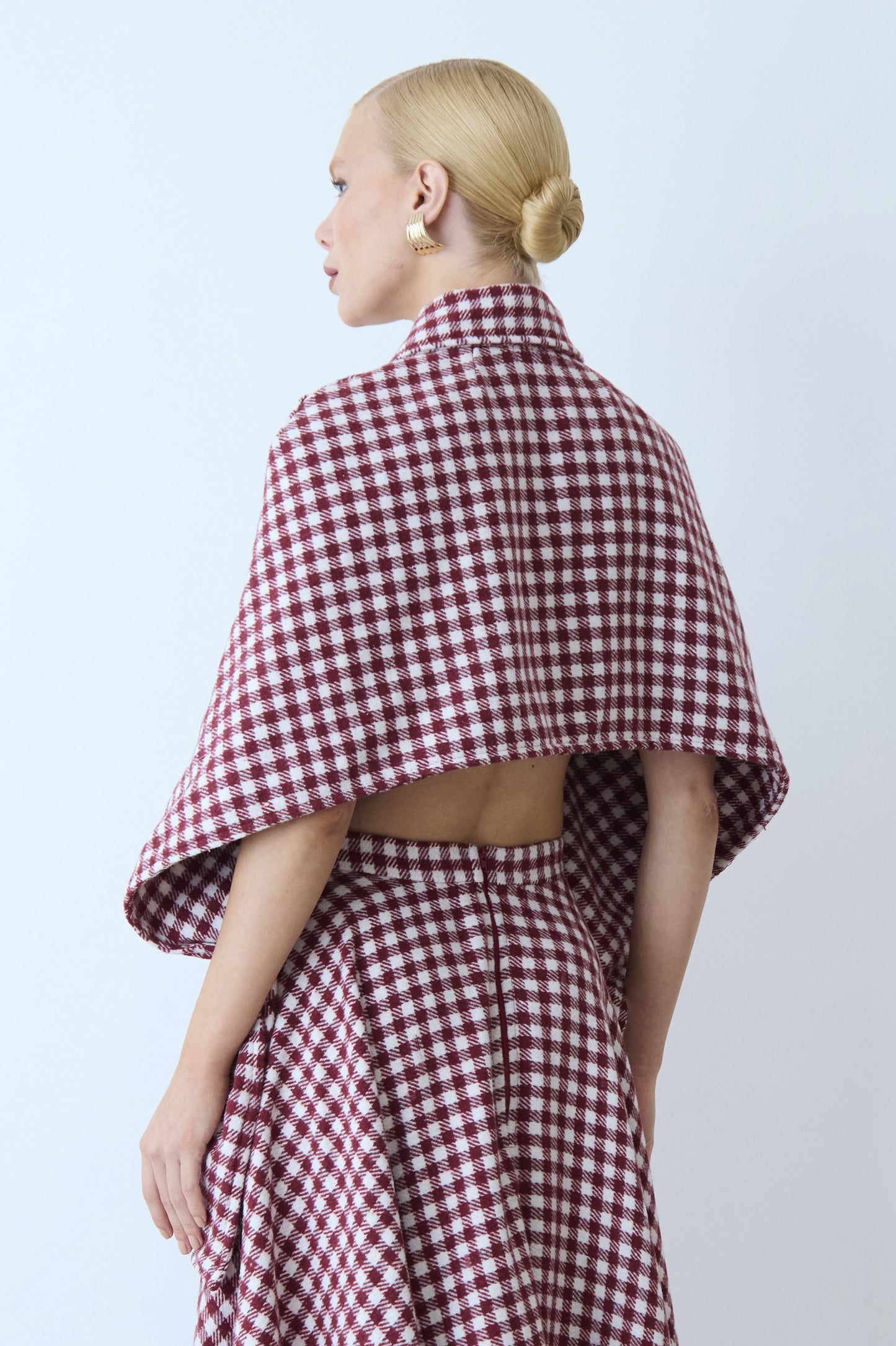 BLUSA MANGA CURTA PONCHO COM GOLA TRADICIONAL TRANSPASSADO VINHO