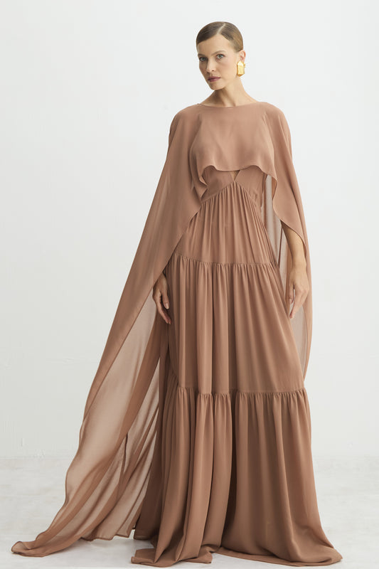 CAPA ALONGADA COM FLUIDEZ CARAMELO