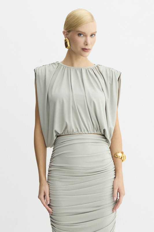 BLUSA SEM MANGA FLUIDA COM FRANZIDOS ABERTURA LATERAL VERDE EUCALIPTO