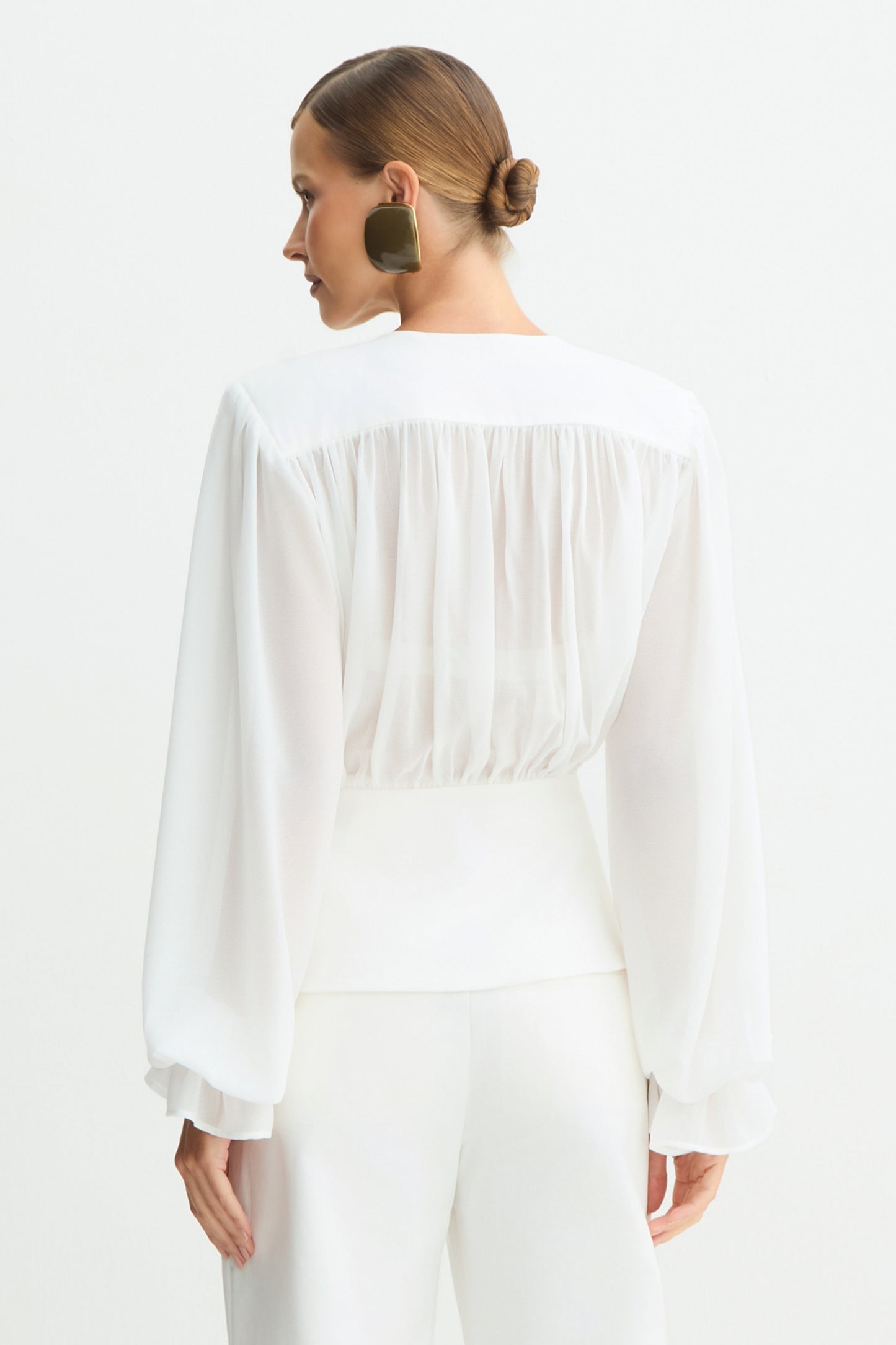 BLUSA MANGA LONGA COM TRANSPARENCIA E ACINTURADA OFF WHITE
