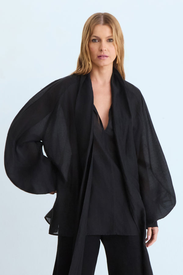 BLUSA MANGA LONGA FLUIDA COM TRANSPARENCIA E FAIXA PRETO