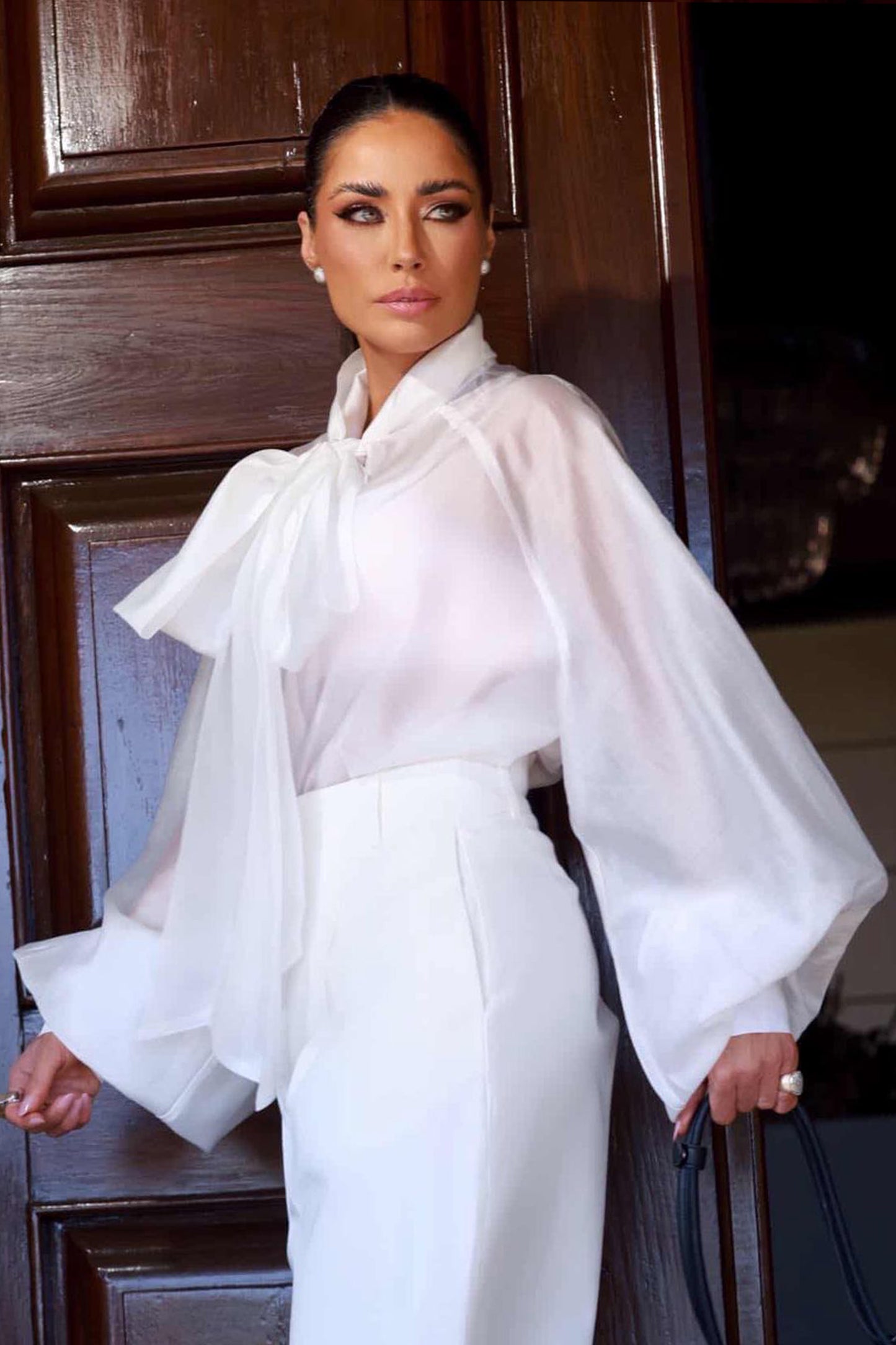 BLUSA MANGA LONGA FLUIDA COM TRANSPARENCIA E FAIXA OFF WHITE