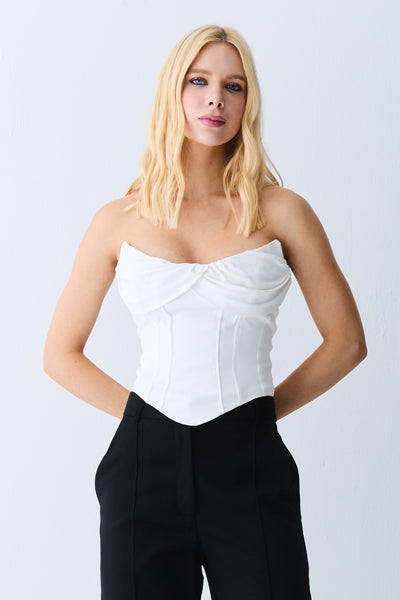 CROPPED TOMARA QUE CAIA RECORTE E DETALHE  BUSTO E BARRA OFF WHITE