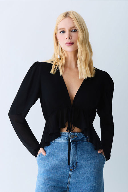 BLUSA MANGA LONGA FRANZIDOS REGULAVEIS E AMARRACAO PRETO