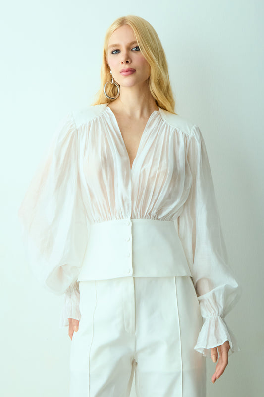 BLUSA MANGA LONGA COM PALA E BOTOES OFF WHITE